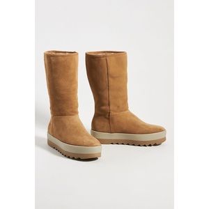 NWB Cougar Vail Boot Honey Suede